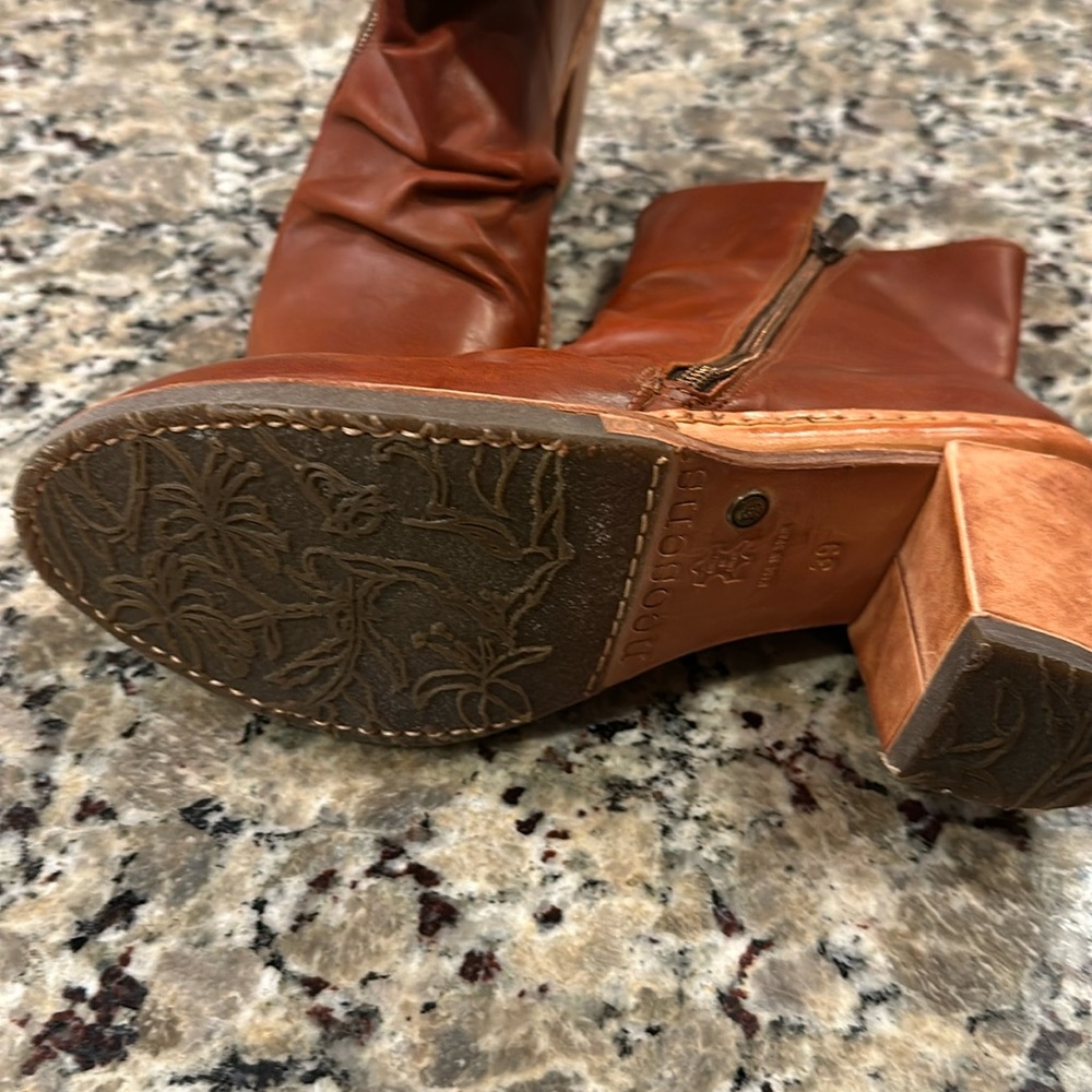 NEOSENS SCRUNCH BROWN LEATHER BOOTIE